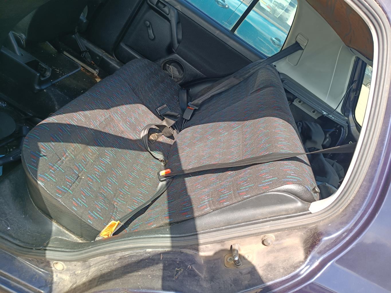 Cintura di sicurezza posteriore sinistra VOLKSWAGEN GOLF 3 Diésel - 1