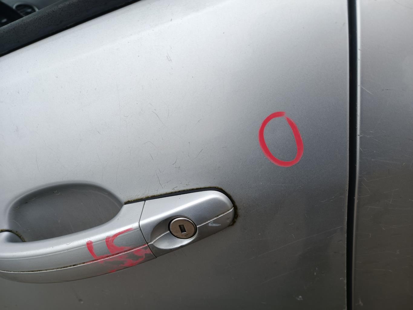 Porte avant gauche FORD FOCUS 2 PHASE 1 Diesel - 1