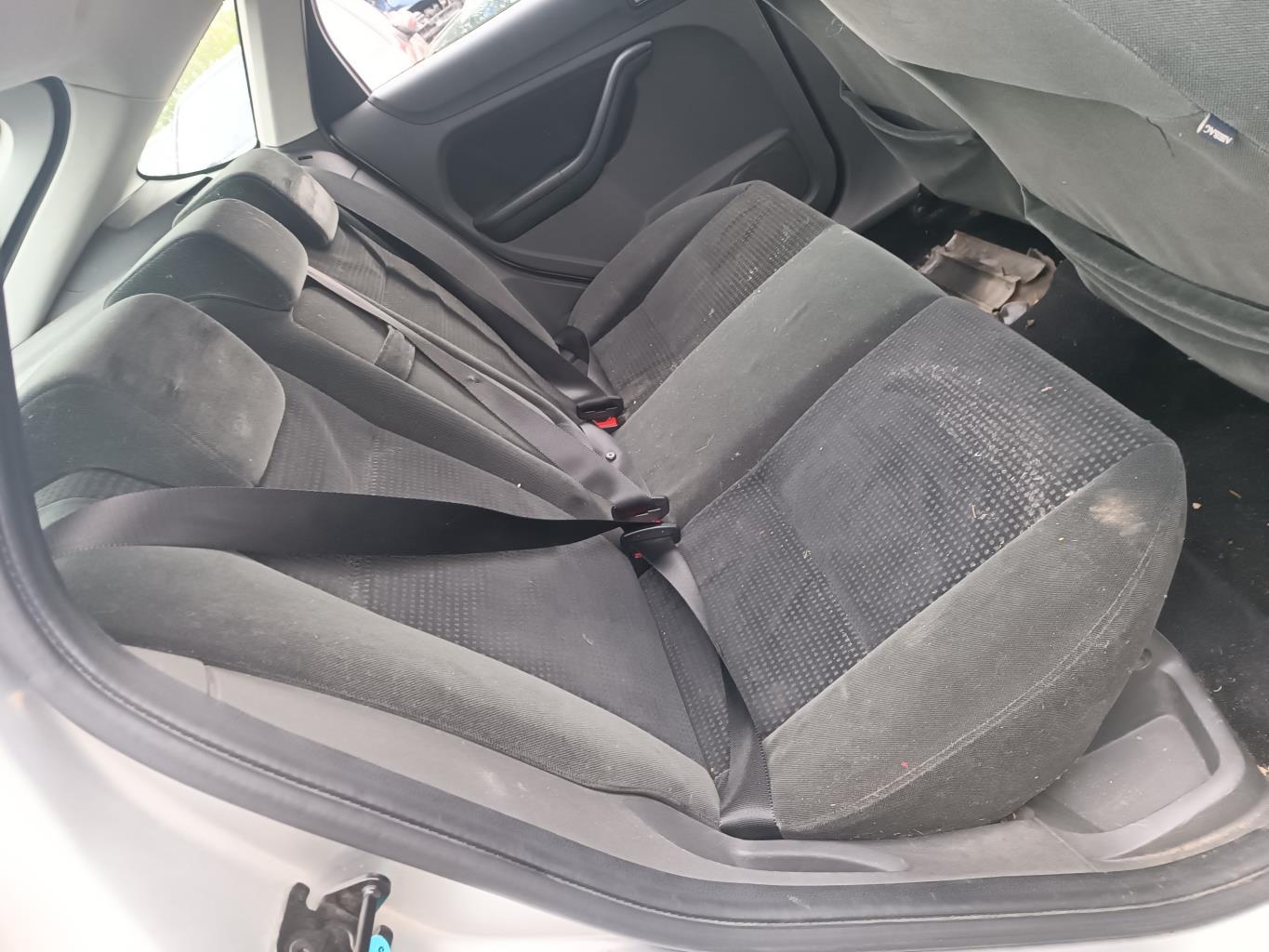 Appui tete arriere FORD FOCUS 2 PHASE 1 Diesel - 1