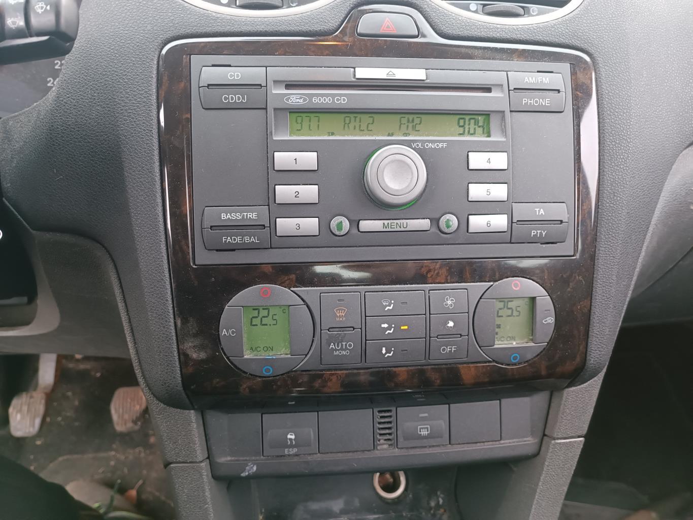 Bouton de warning FORD FOCUS 2 PHASE 1 Diesel - 1