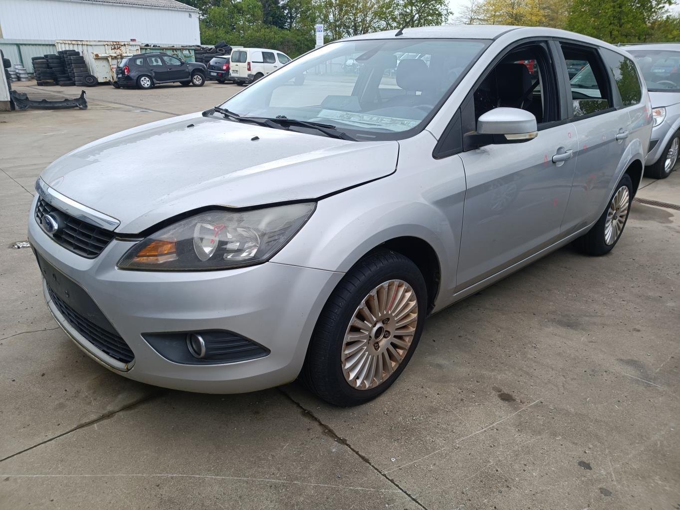 Serrure avant gauche FORD FOCUS 2 PHASE 2 BREAK Diesel - 1