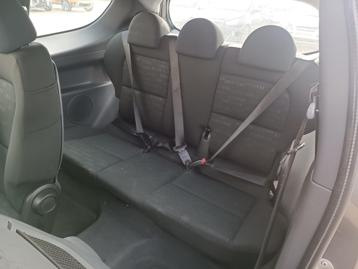 Aggancio cintura sicurezza posteriore sinistro MITSUBISHI COLT 6 PHASE 1  - 1