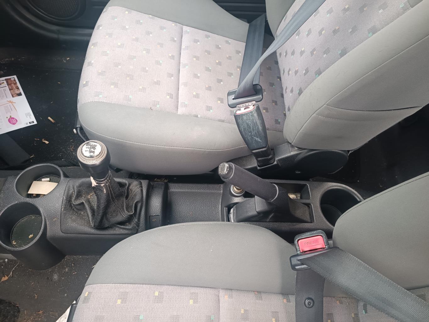 Aggancio cintura sicurezza anteriore destro HYUNDAI GETZ PHASE 1 Diésel - 1
