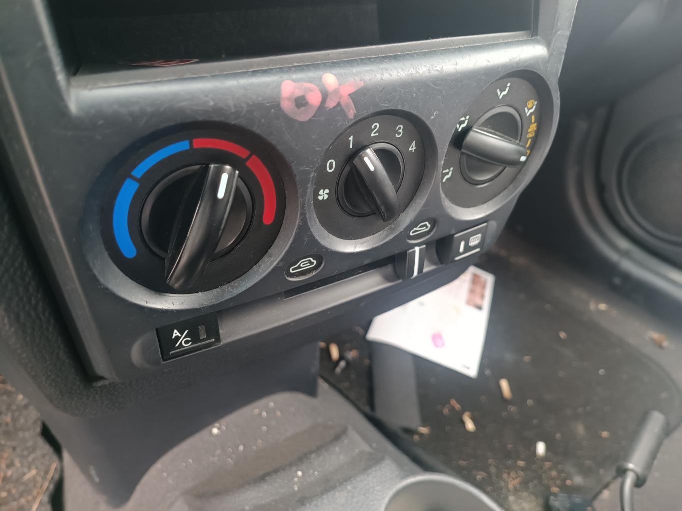 Commande chauffage HYUNDAI GETZ PHASE 1 Diesel - 1