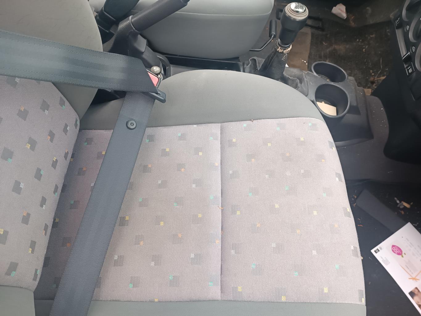Siege avant droit HYUNDAI GETZ PHASE 1 Diesel - 1