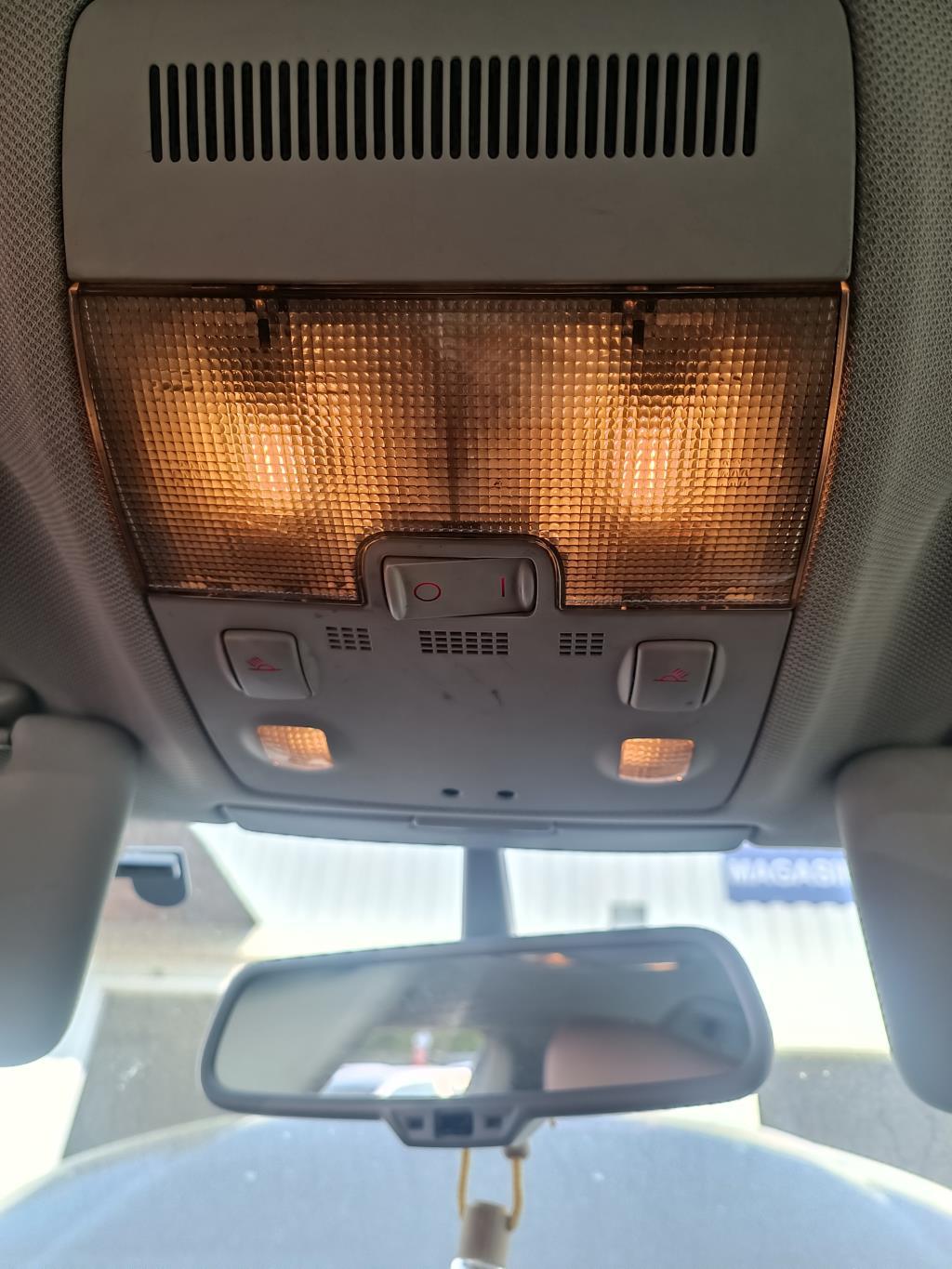 Eclairage de plafonnier AUDI A3 2 PHASE 1 Diesel - 1