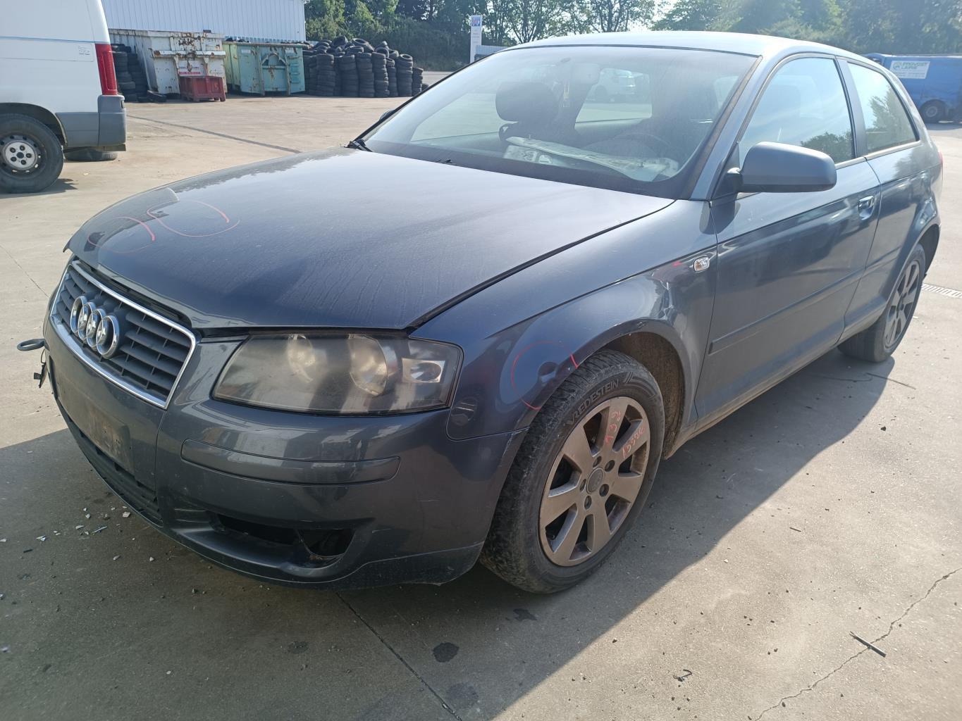 Poignee interieur avant gauche AUDI A3 2 PHASE 1 Diesel - 1
