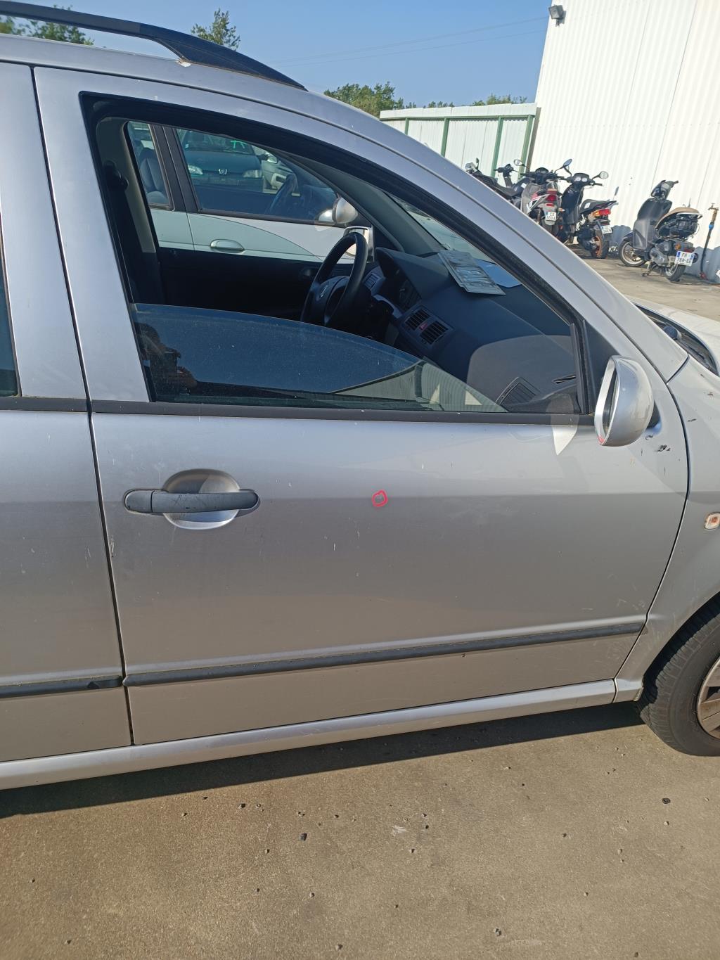 Portiera anteriore destra SKODA FABIA 1 PHASE 2 BREAK Gasolina - 1