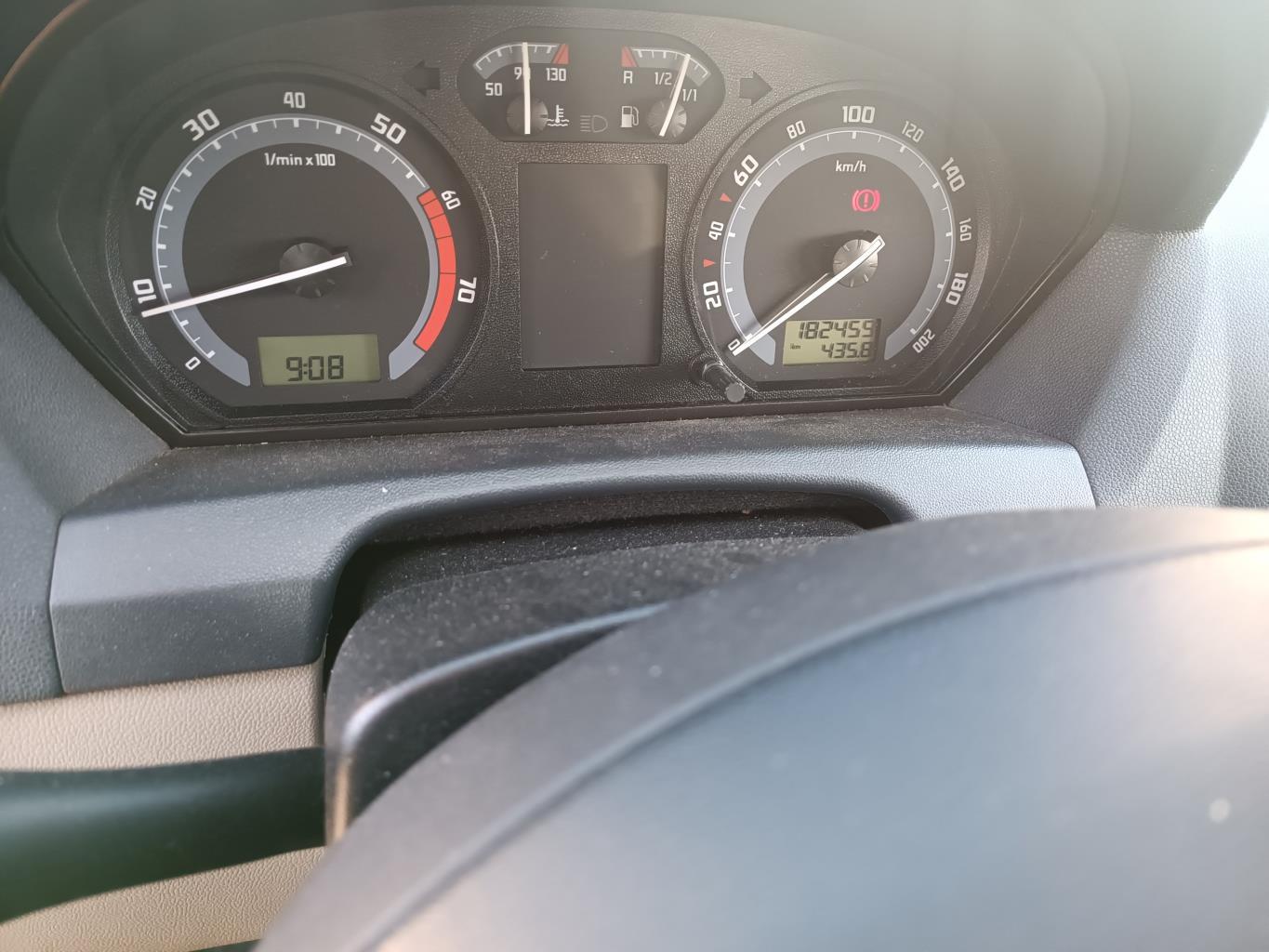 Compteur SKODA FABIA 1 PHASE 2 BREAK Essence - 1