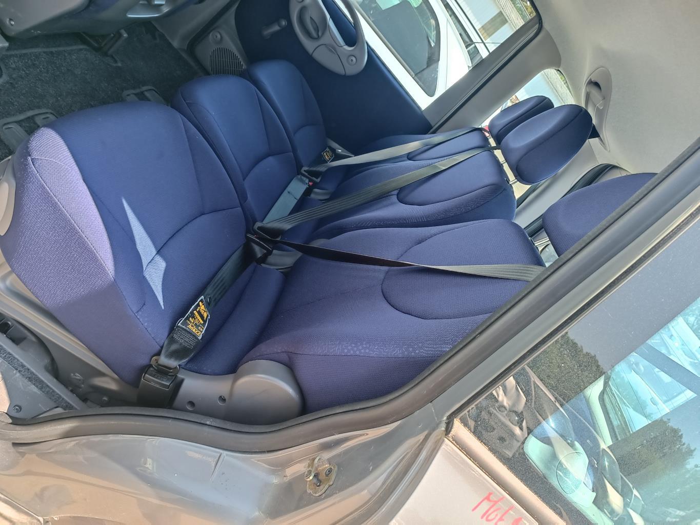 Siege arriere gauche FIAT MULTIPLA PHASE 1 Essence - 1