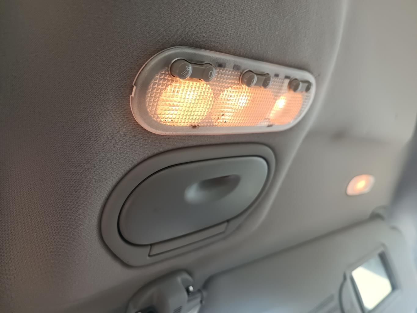 Eclairage de plafonnier RENAULT SCENIC 2 PHASE 2 Diesel - 1