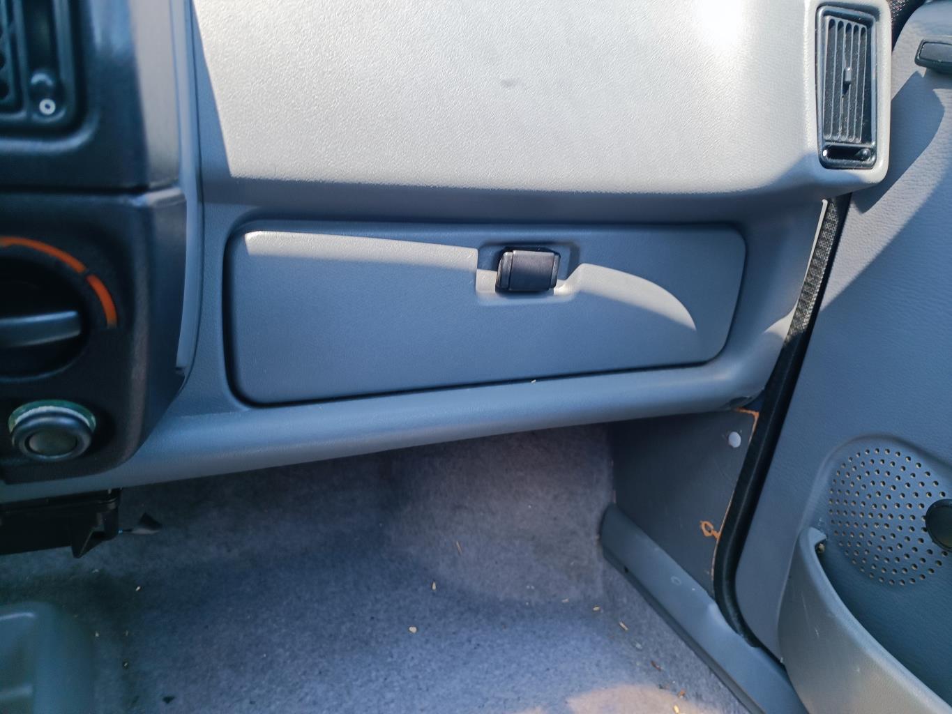 Vano portaoggetti FORD FIESTA 2 Gasolina - 1