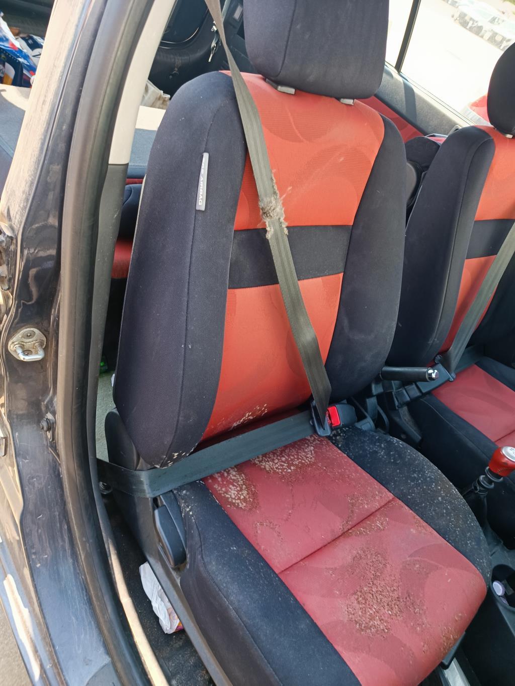 Aggancio cintura sicurezza anteriore destro HYUNDAI GETZ PHASE 2 Diésel - 1