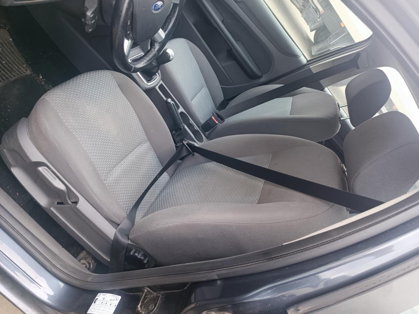 Cintura di sicurezza anteriore sinistra FORD FOCUS 2 PHASE 1 Diésel - 1