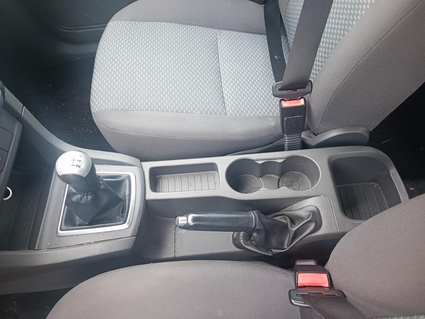 Console central (interieur plastique) FORD FOCUS 2 PHASE 1 Diesel - 1