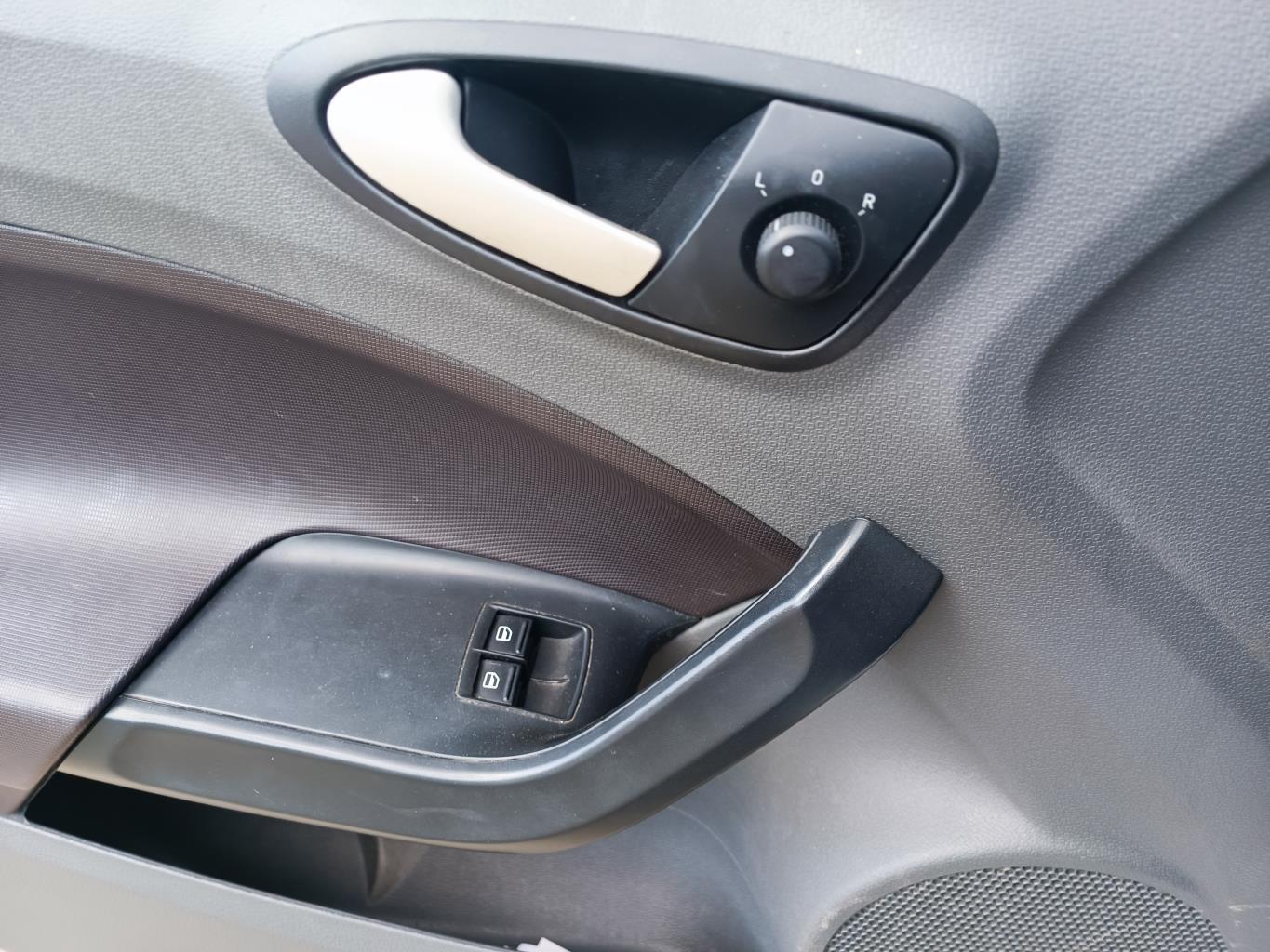 Interruttore lavacristalli anteriore sinistro SEAT IBIZA 4 PHASE 1 Diésel - 1
