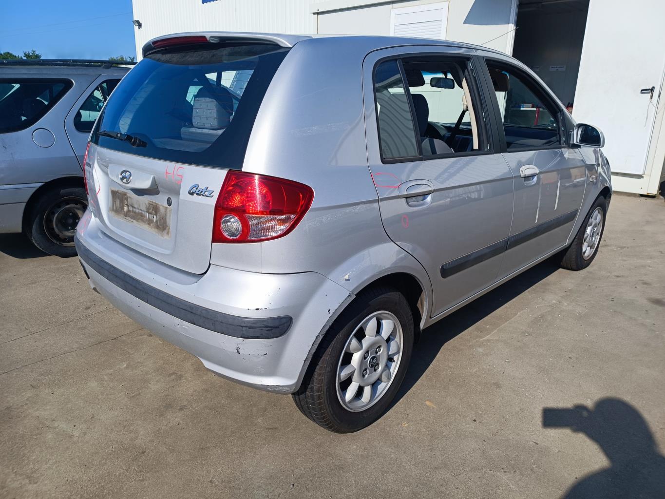 Bouton de coffre HYUNDAI GETZ PHASE 1 Essence - 1