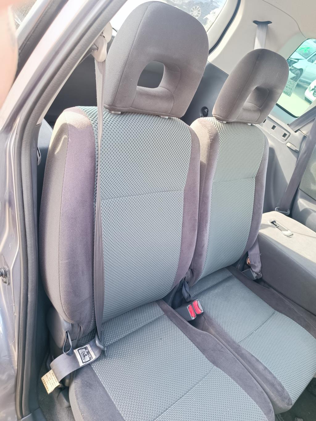 Siege arriere droit MAZDA PREMACY Diesel - 1