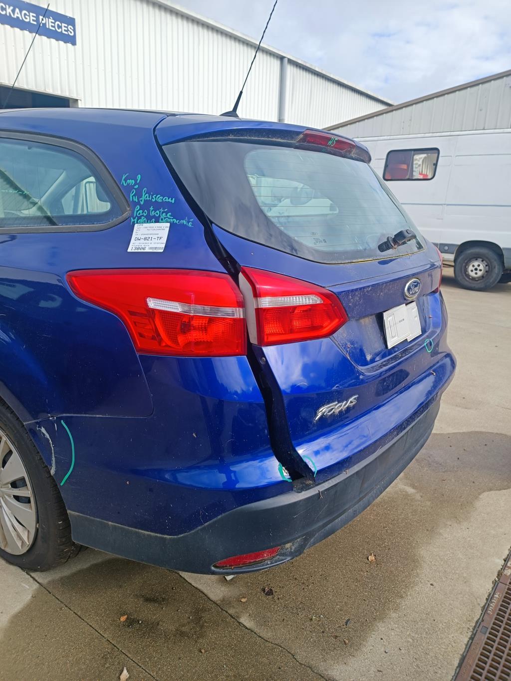 Feu arriere secondaire gauche (feux) FORD FOCUS 3 PHASE 2 BREAK Diesel - 1