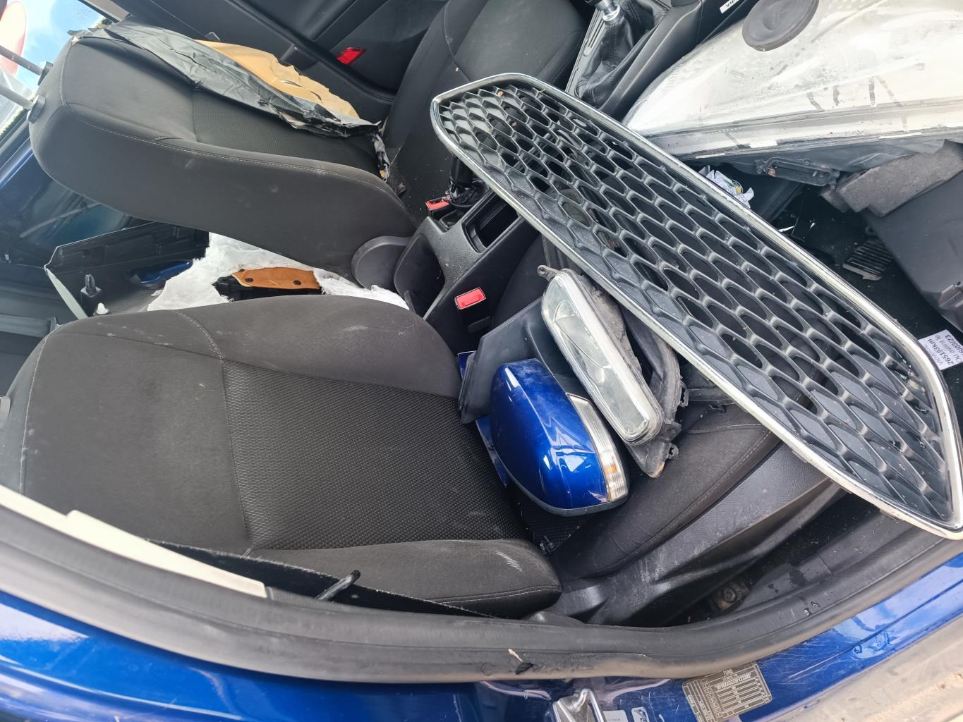 Siege avant droit FORD FOCUS 3 PHASE 2 BREAK Diesel - 1