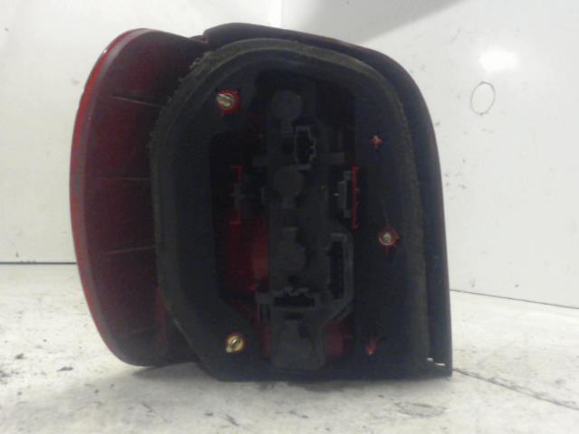 Fanale posteriore principale destro (luci) VOLKSWAGEN POLO 3 PHASE 2 Diésel - 1
