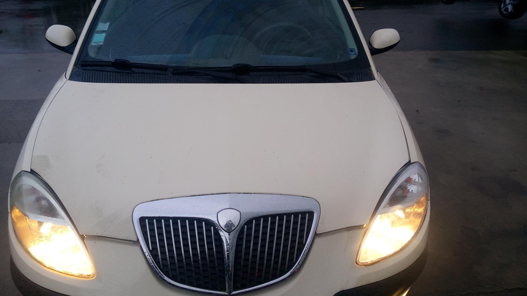 Face avant LANCIA YPSILON 4 PHASE 1 Essence - 1