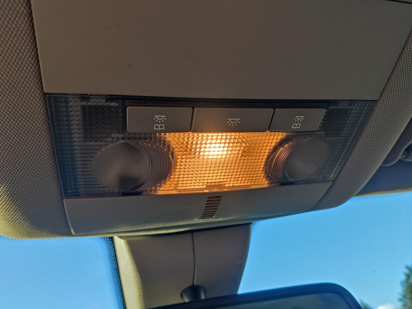 Eclairage de plafonnier OPEL ASTRA H GTC PHASE 1 Diesel - 1