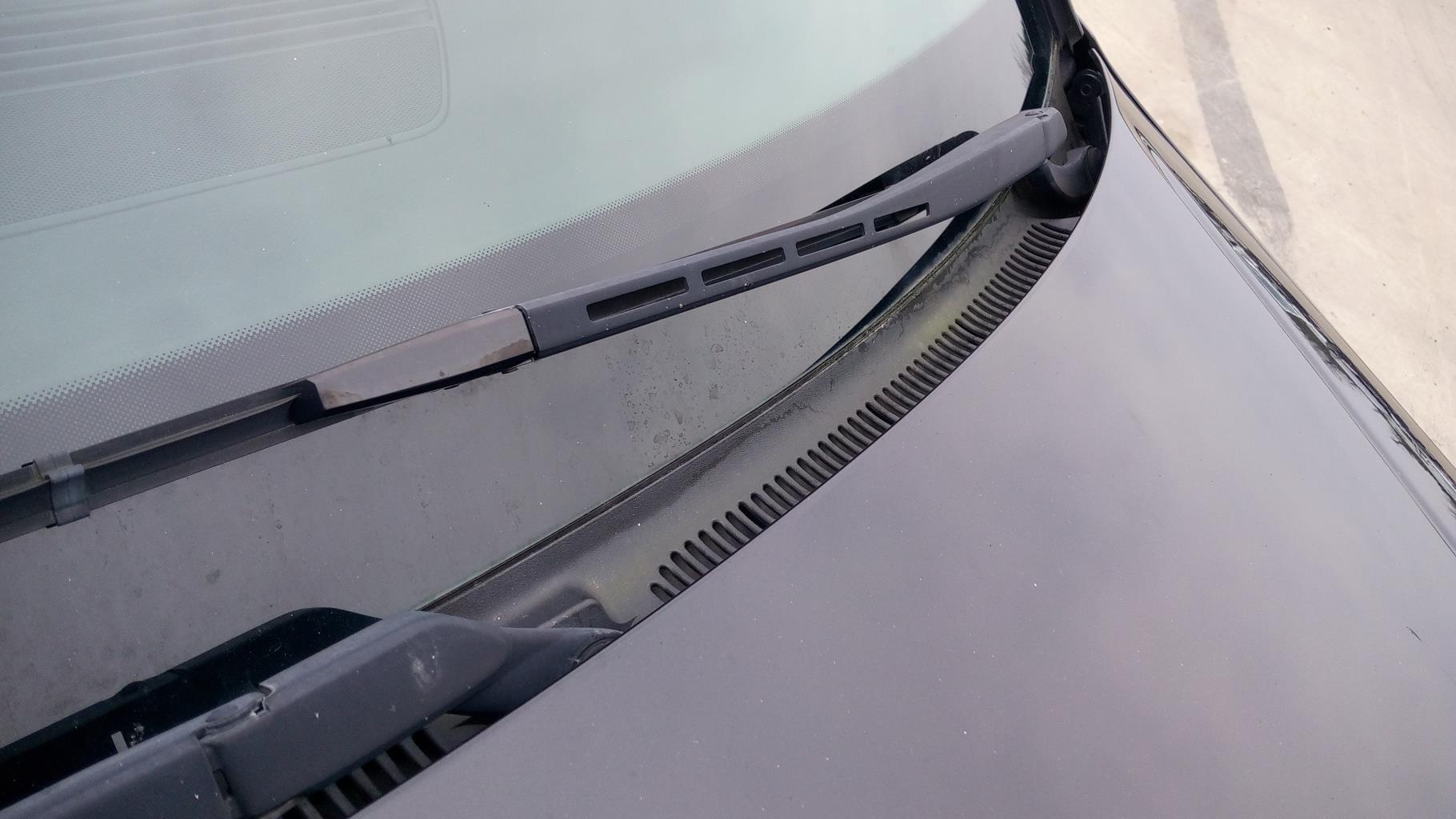 Braccio tergicristallo anteriore sinistro AUDI A4 2 AVANT PHASE 2 BREAK Diésel - 1