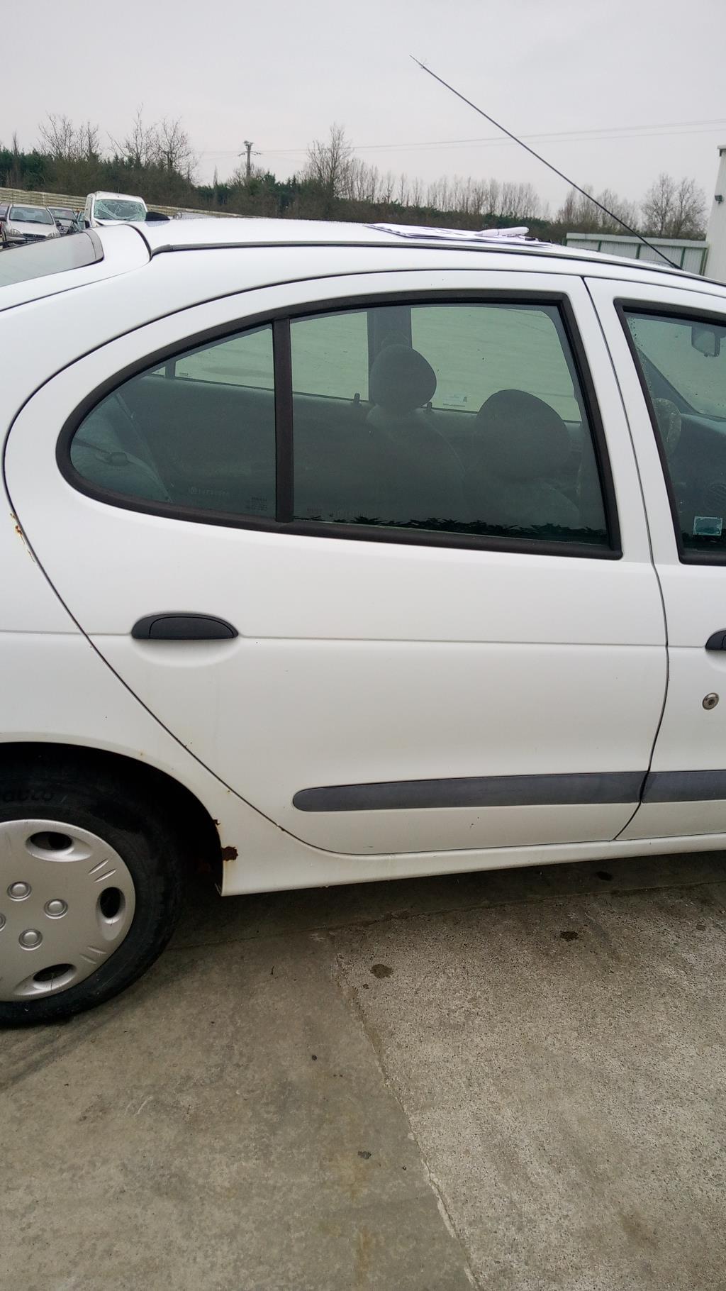 Portiera posteriore destra RENAULT MEGANE 1 PHASE 1 Gasolina - 1