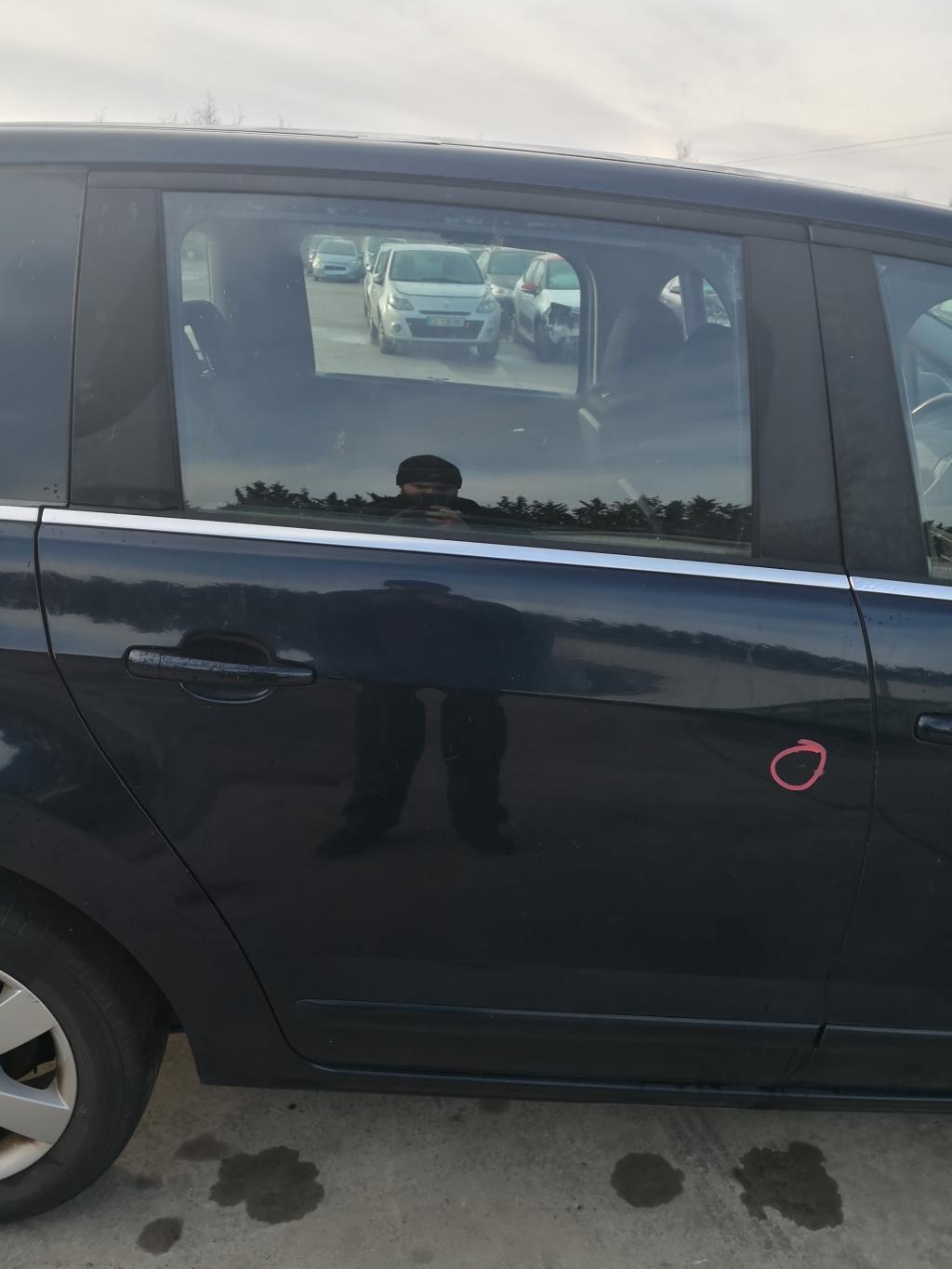 Vetro posteriore destro PEUGEOT 5008 1 PHASE 1 Diésel - 1