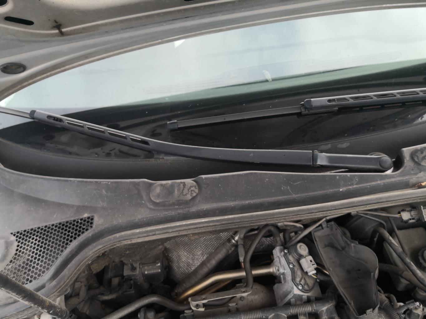 Braccio tergicristallo anteriore destro AUDI A3 2 SPORTBACK PHASE 1 Gasolina - 1