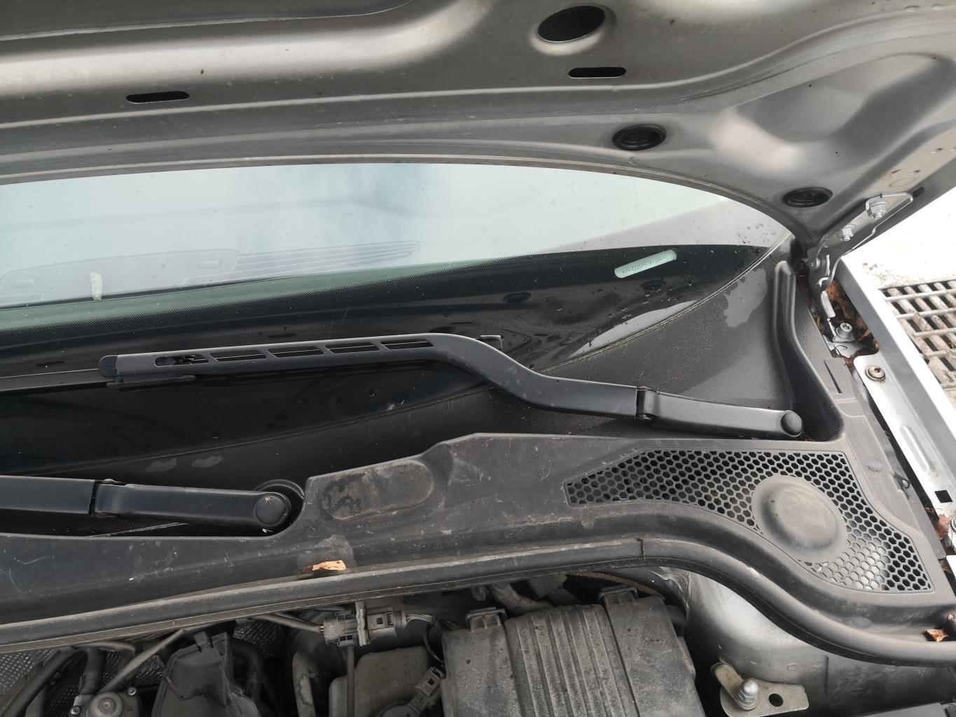 Braccio tergicristallo anteriore sinistro AUDI A3 2 SPORTBACK PHASE 1 Gasolina - 1