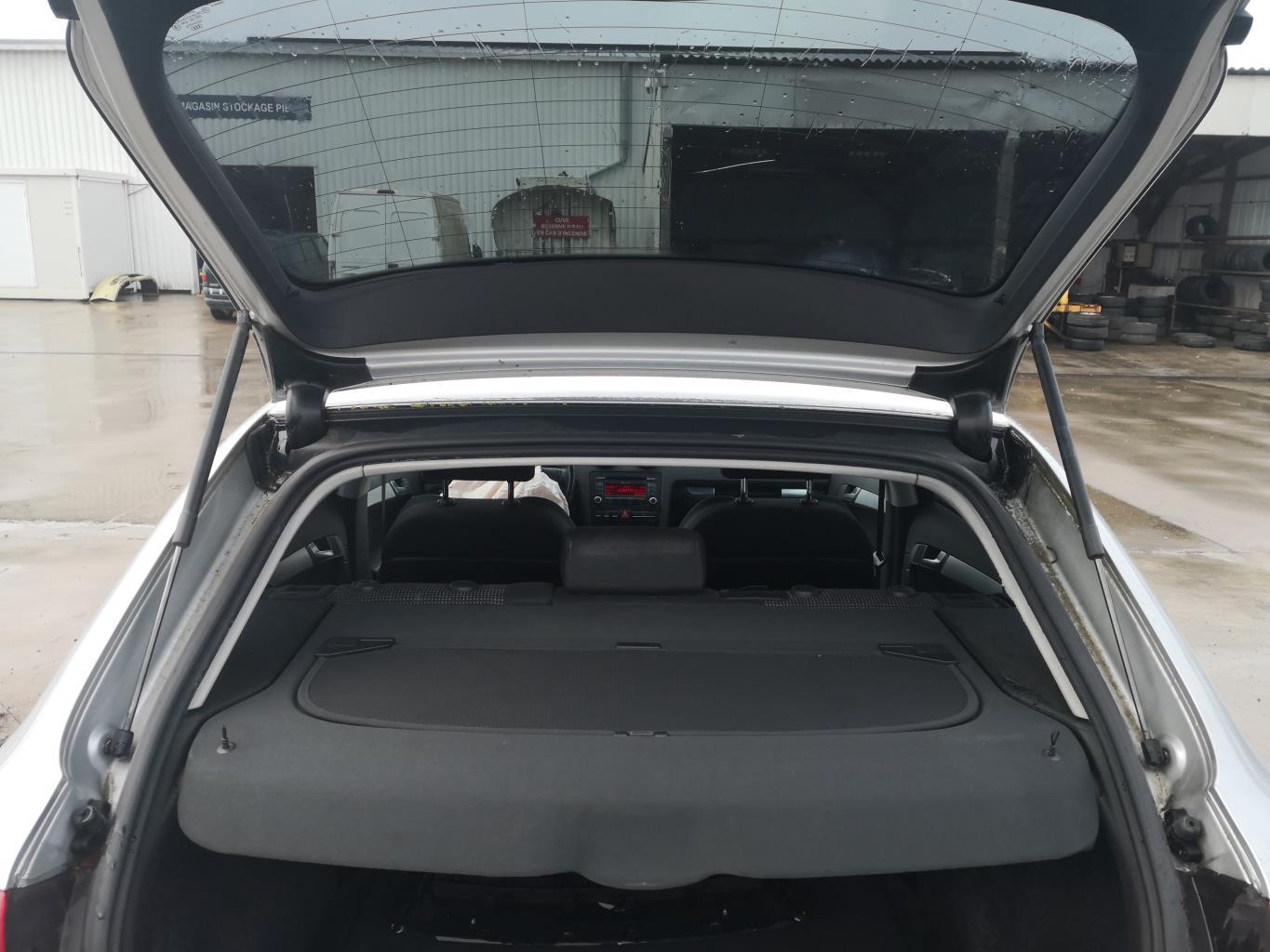 Verin de coffre AUDI A3 2 SPORTBACK PHASE 1 Essence - 1