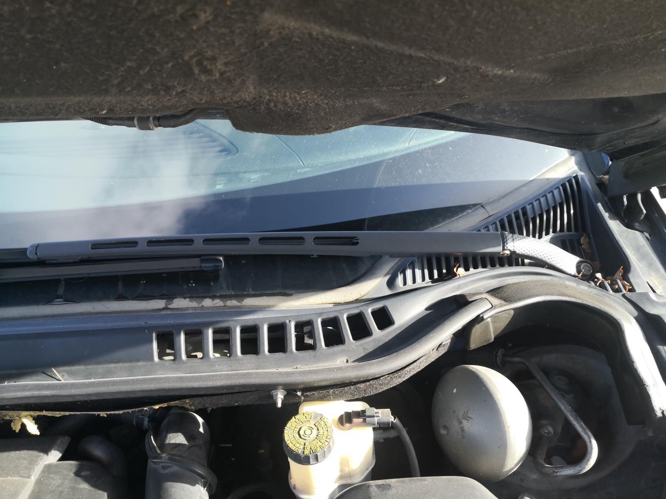 Braccio tergicristallo anteriore sinistro CITROEN C5 2 BREAK Diésel - 1
