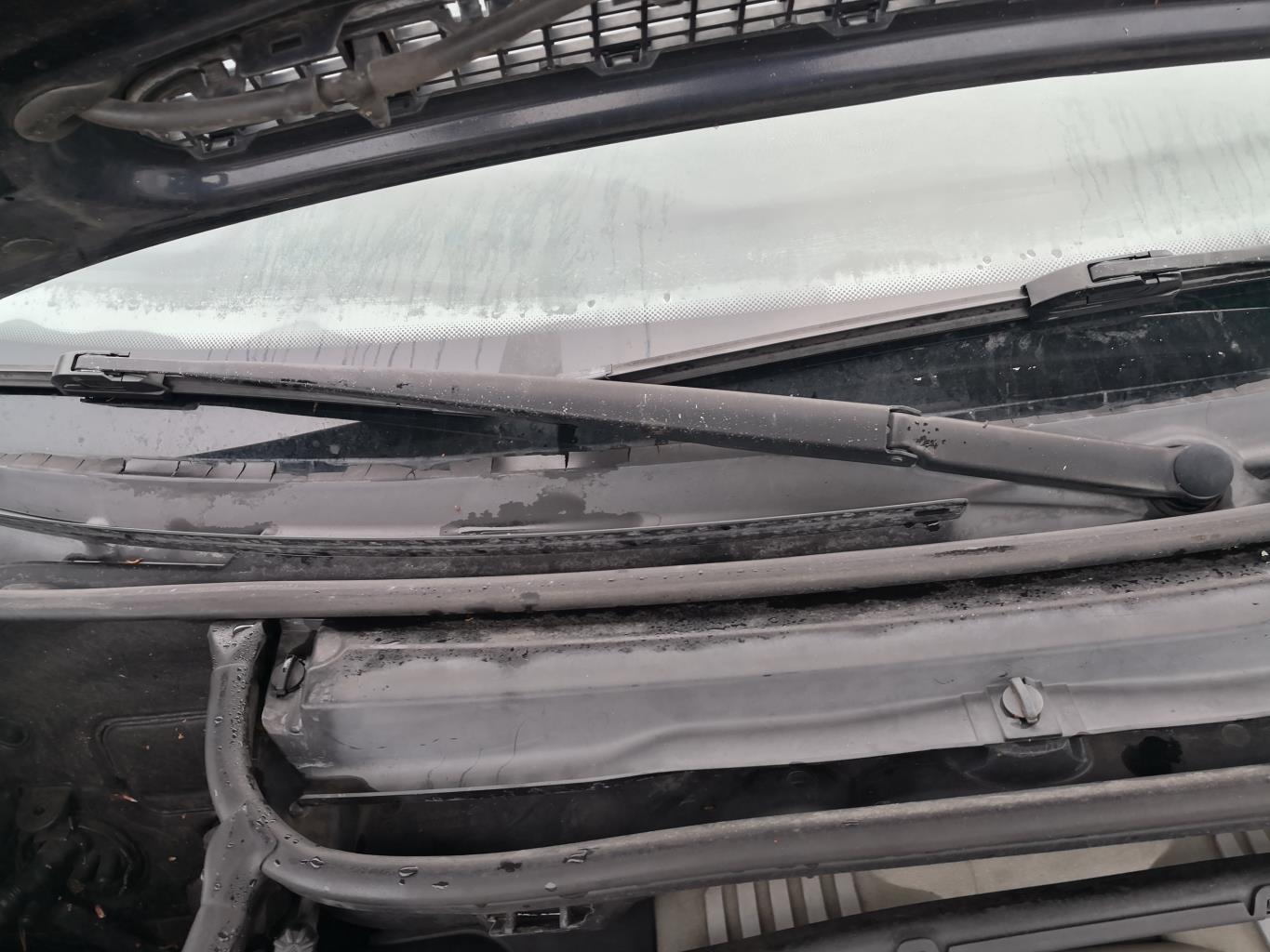 Braccio tergicristallo anteriore destro BMW SERIE 3 E46 TOURING PHASE 1 BREAK Diésel - 1