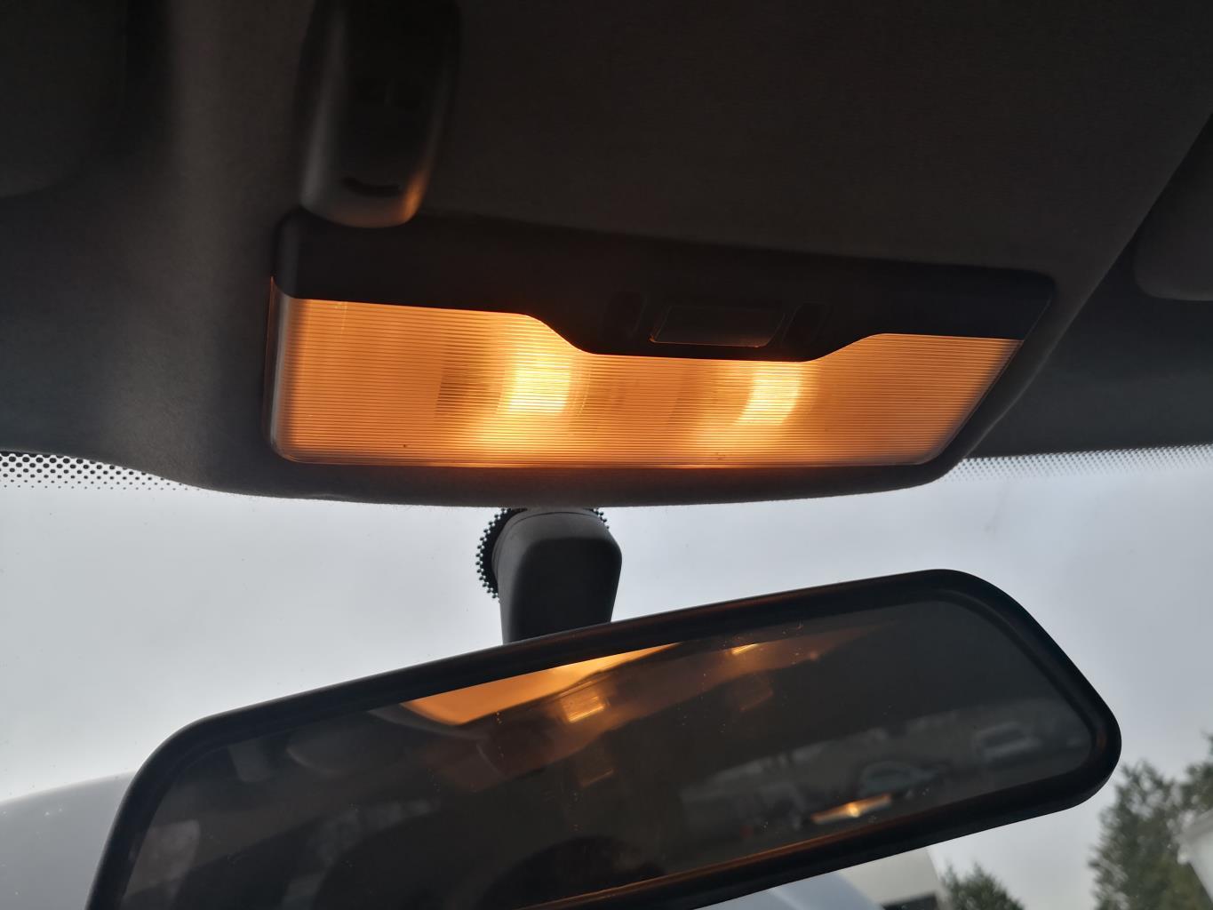 Eclairage de plafonnier BMW SERIE 3 E46 TOURING PHASE 1 BREAK Diesel - 1