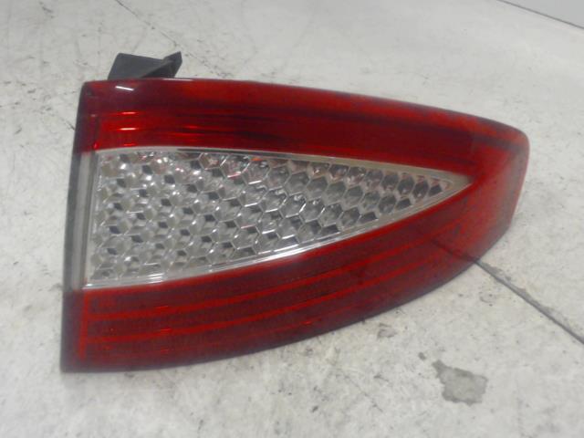 Fanale posteriore principale destro (luci) FORD MONDEO 3 PHASE 1 Diésel - 1
