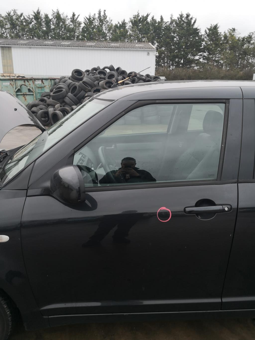 Vetro anteriore sinistro SUZUKI SWIFT 3 Gasolina - 1
