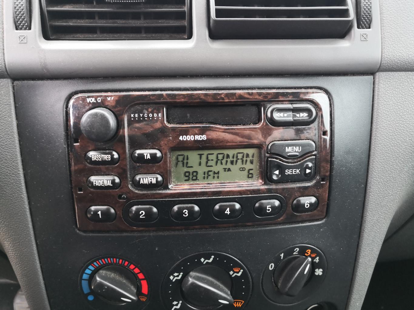Autoradio originale FORD TOURNEO CONNECT 1 PHASE 1 Diésel - 1