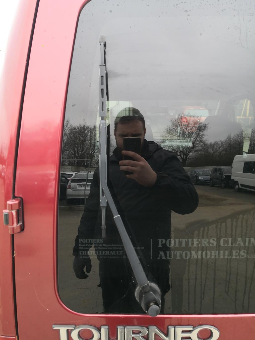 Motore tergicristallo posteriore sinistro FORD TOURNEO CONNECT 1 PHASE 1 Diésel - 1