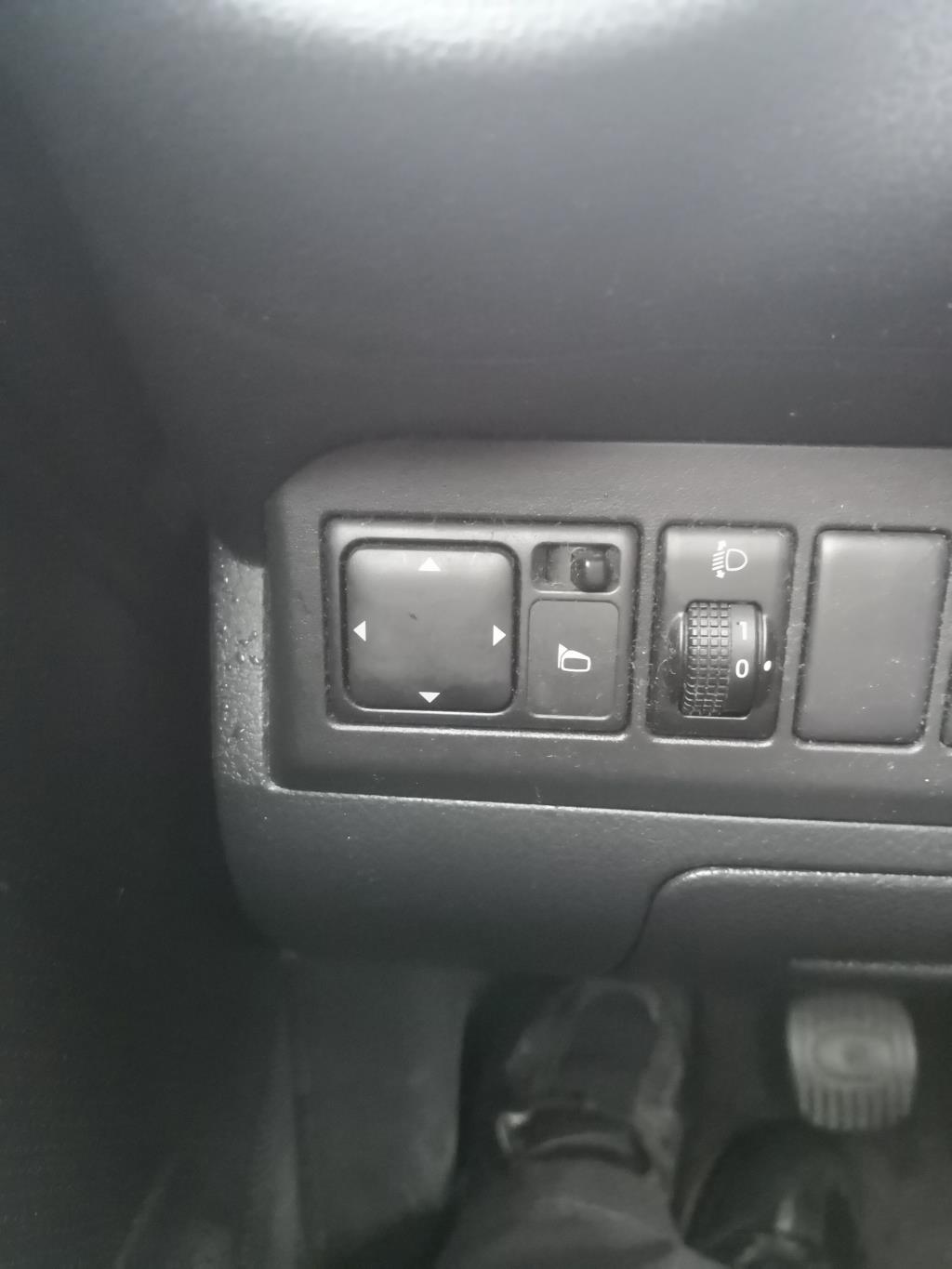 Commande retroviseurs NISSAN NOTE 1 PHASE 1 Diesel - 1