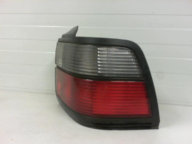Fanale posteriore principale destro (luci) ROVER 200 1 PHASE 3 Diésel - 1