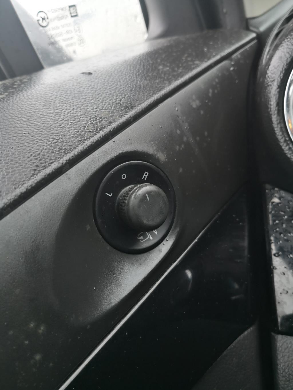 Commande retroviseurs CHEVROLET ORLANDO Diesel - 1
