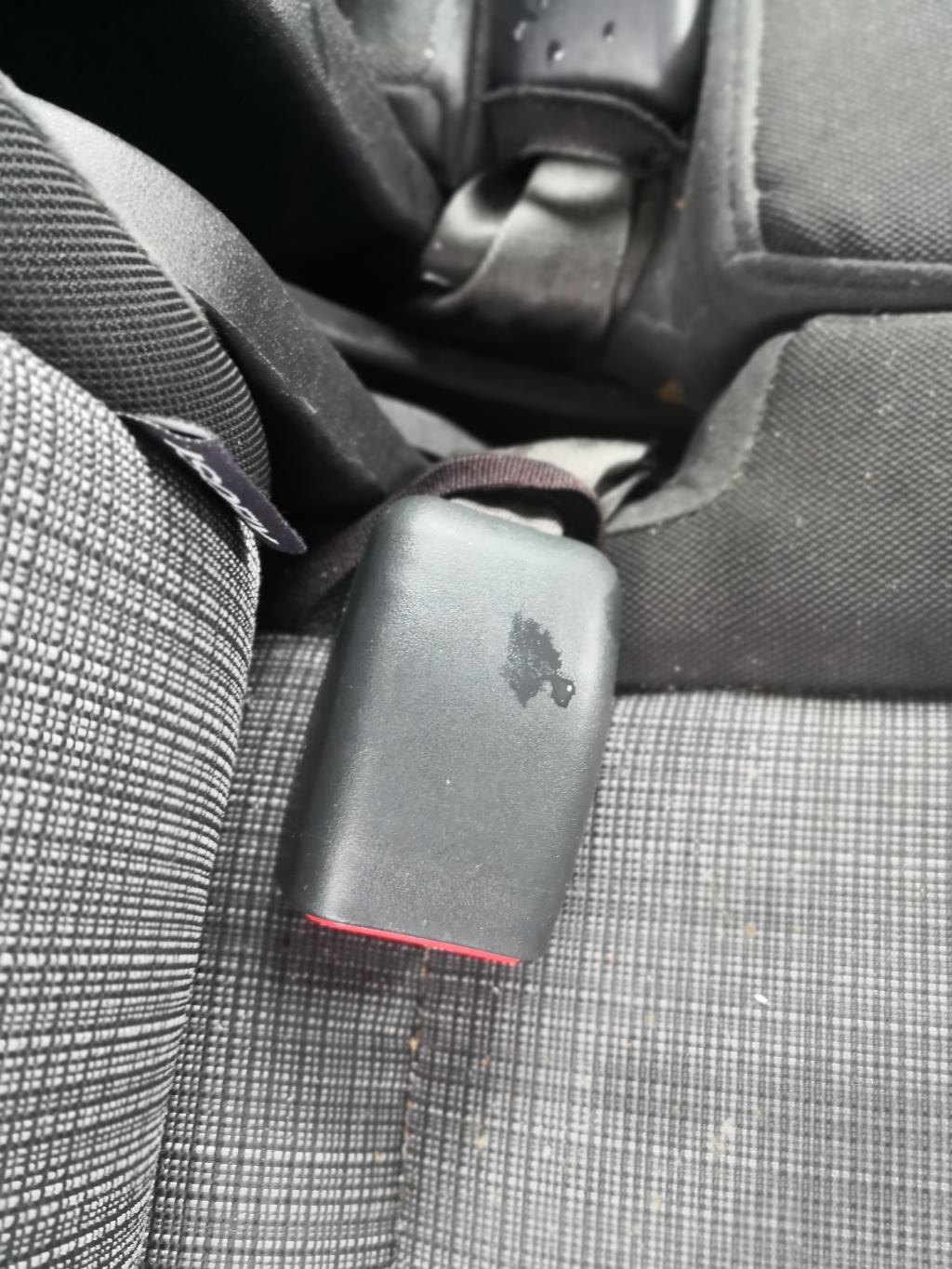 Aggancio cintura sicurezza posteriore destro KIA VENGA PHASE 1 Diésel - 1