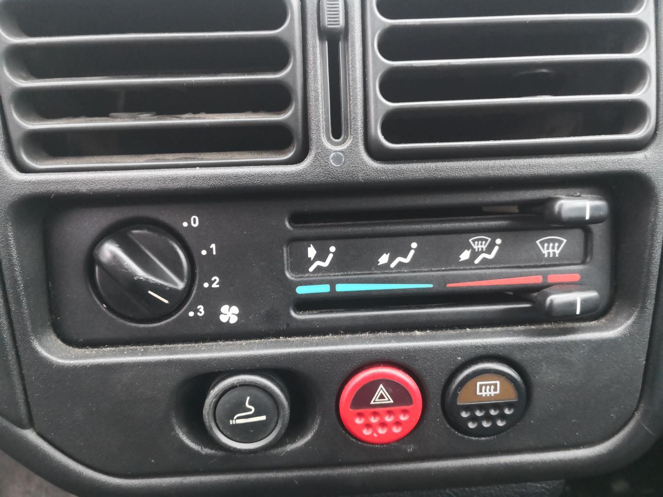 Commande chauffage PEUGEOT 106 PHASE 2 Essence - 1