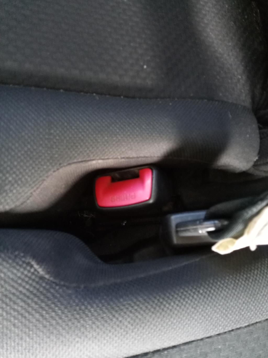 Aggancio cintura sicurezza posteriore destro TOYOTA COROLLA VERSO 2 PHASE 1 Diésel - 1