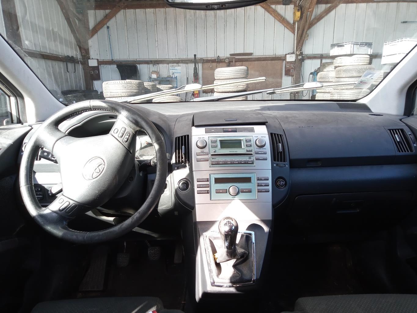 Piantone dello sterzo TOYOTA COROLLA VERSO 2 PHASE 1 Diésel - 1