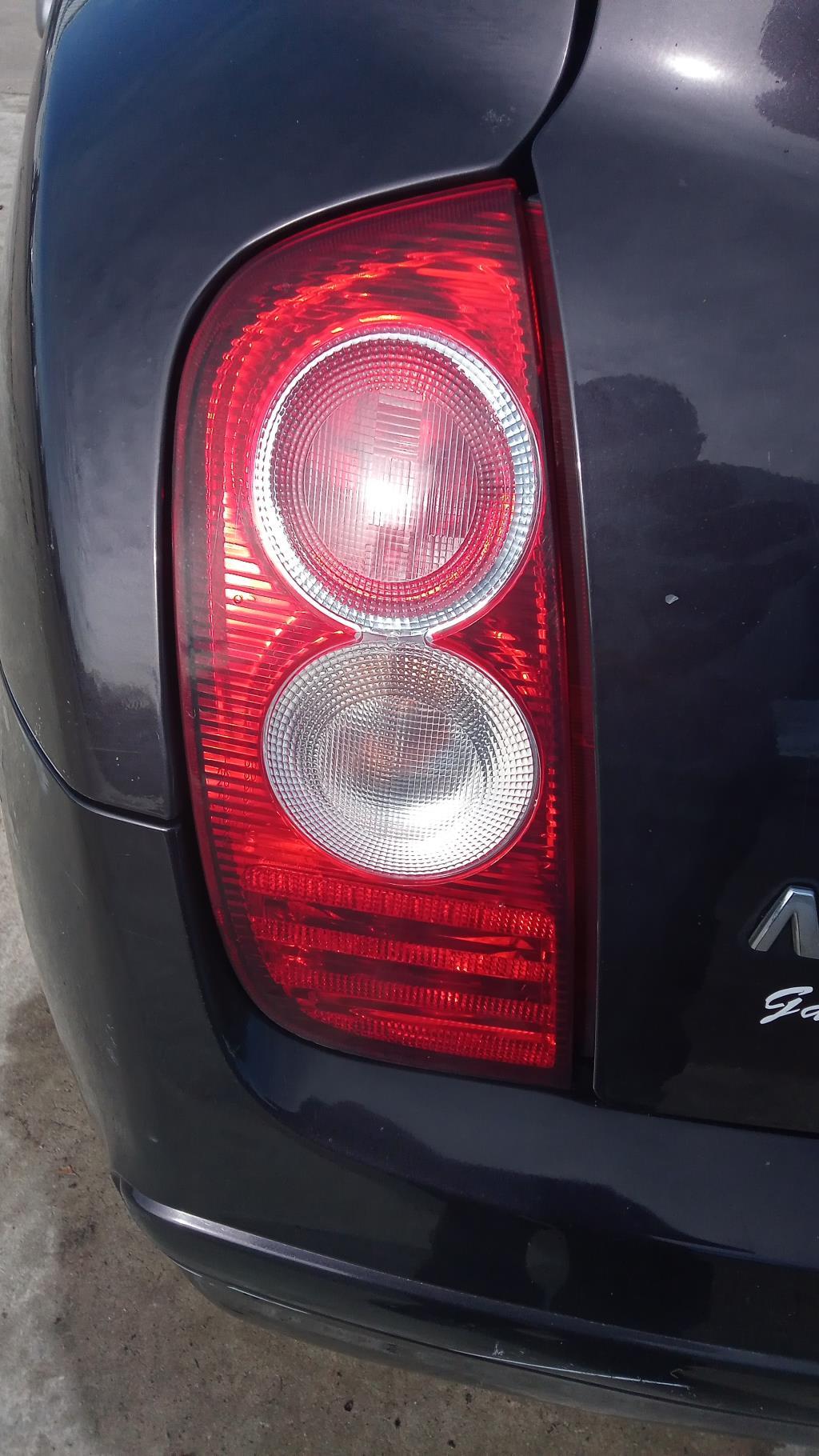 Fanale posteriore principale sinistro (luci) NISSAN MICRA 3 PHASE 3 Diésel - 1