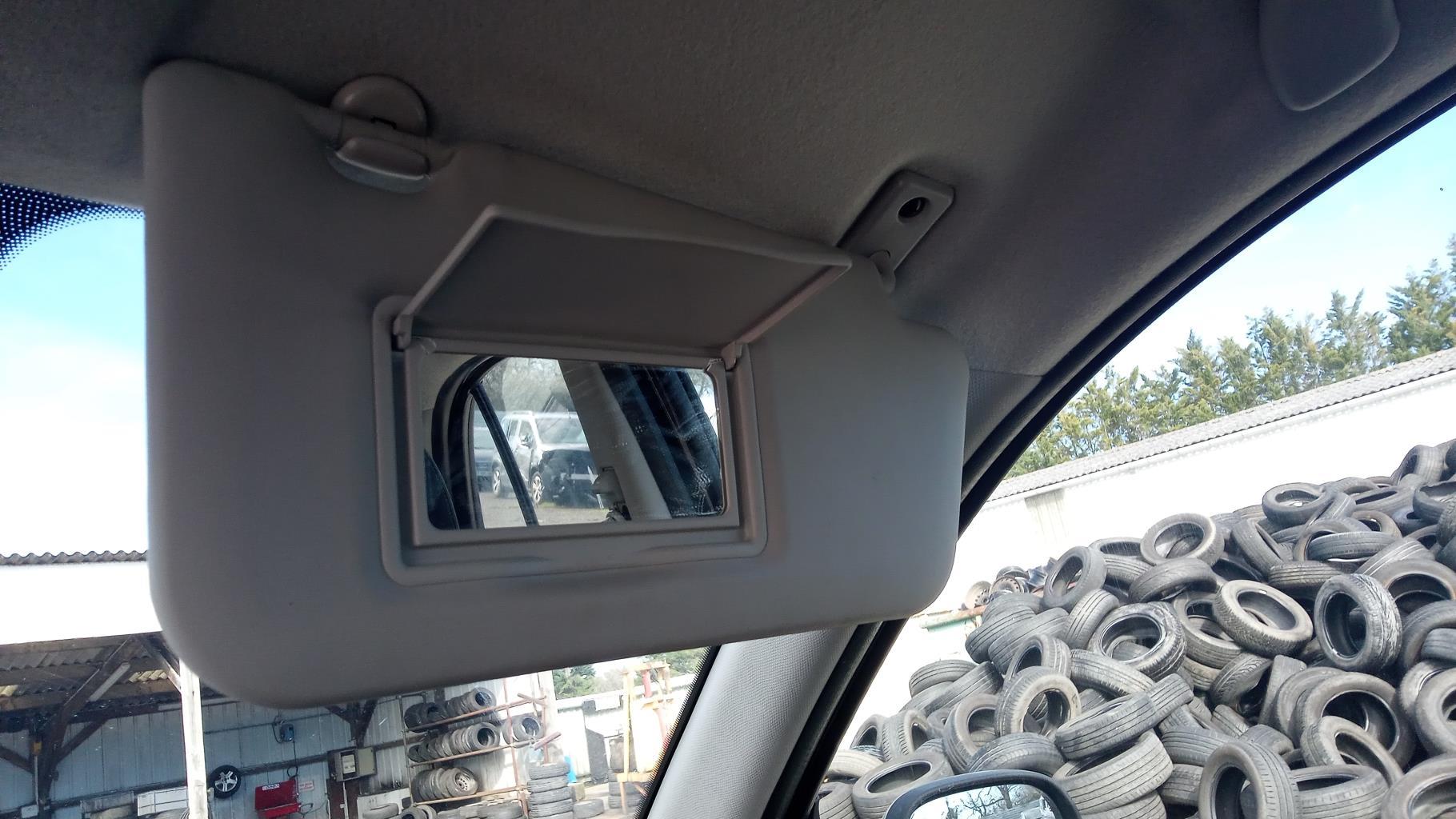 Visiera parasole destra NISSAN MICRA 3 PHASE 3 Diésel - 1