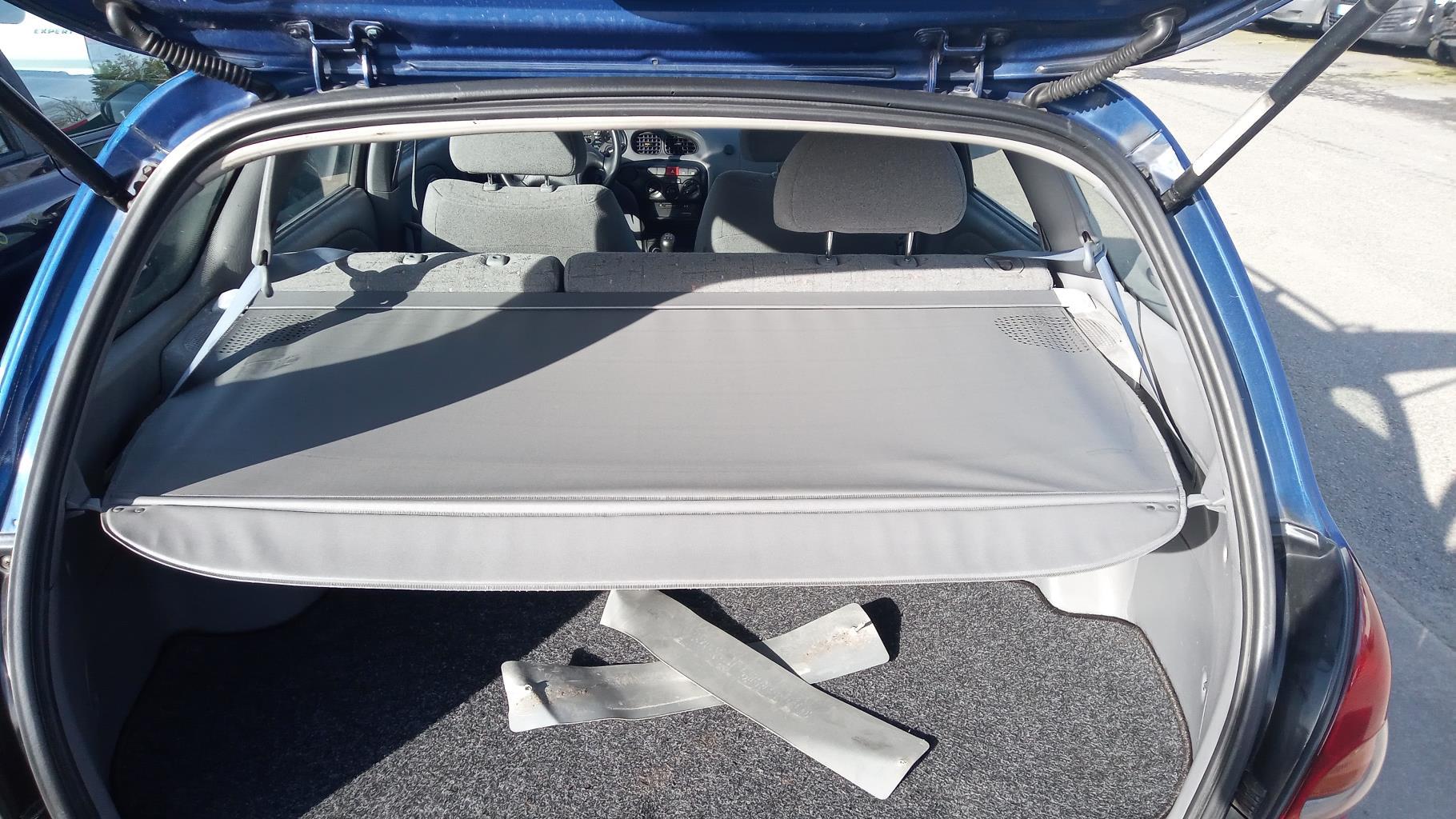 Plage arriere HYUNDAI LANTRA 2 BREAK Diesel - 1